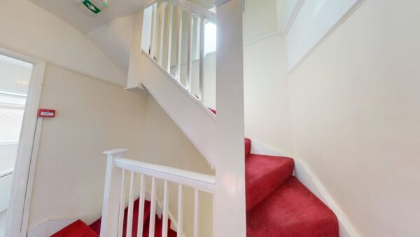 Double Room To Let In Mitcham