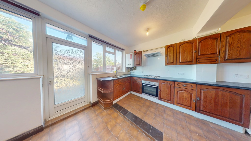 Double Room To Let In Mitcham