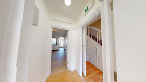 Double Room To Let In Mitcham