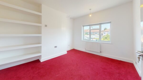 Double Room To Let In Mitcham