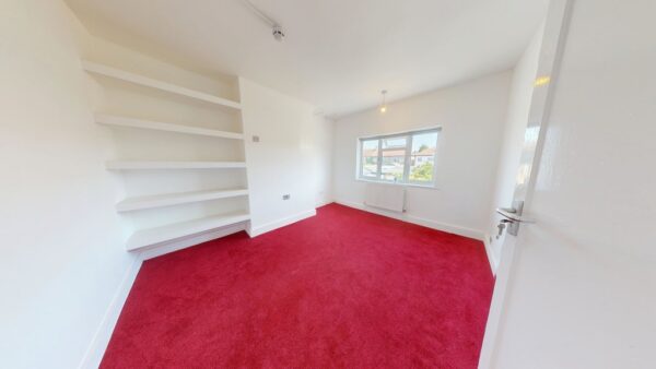 Double Room To Let In Mitcham