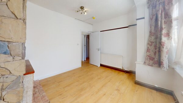 Single Room To Let In Mitcham
