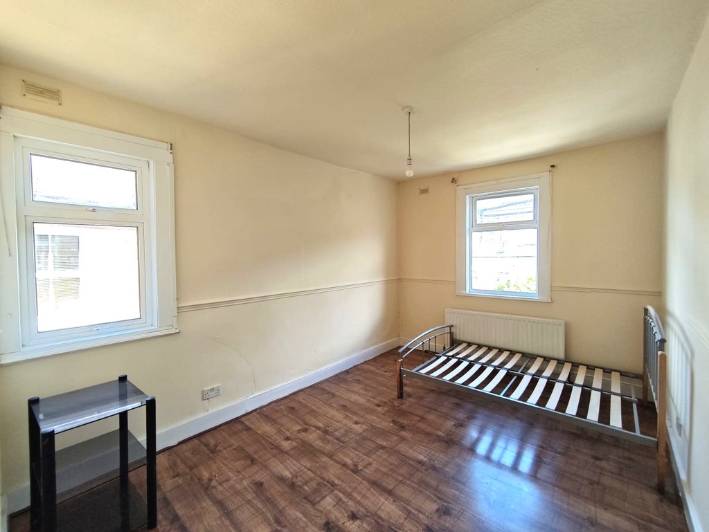 2 Bedroom Flat To Let In Tooting