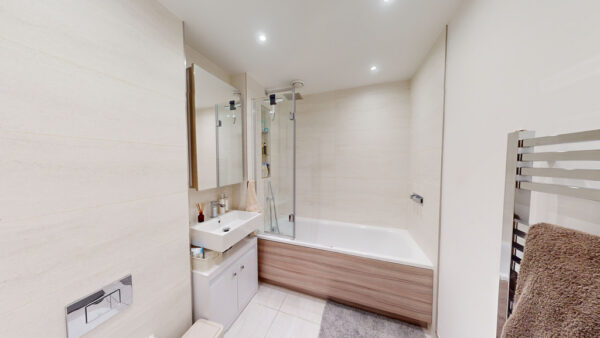 Two Bedroom flat to rent in Colindale