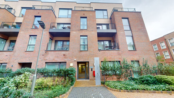 Two Bedroom flat to rent in Colindale