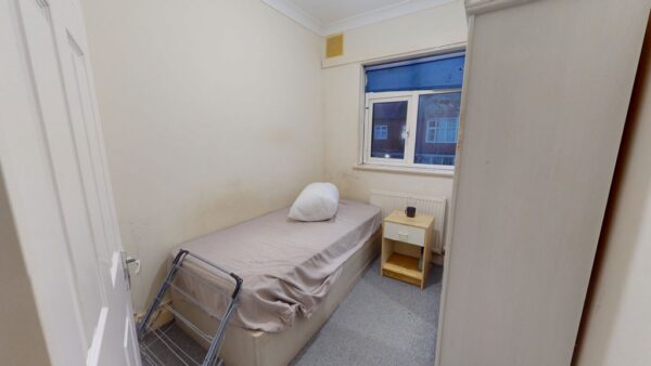 SINGLE ROOM TO LET IN STREATHAM