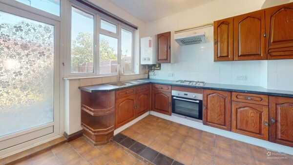 Double Room To Let In Mitcham