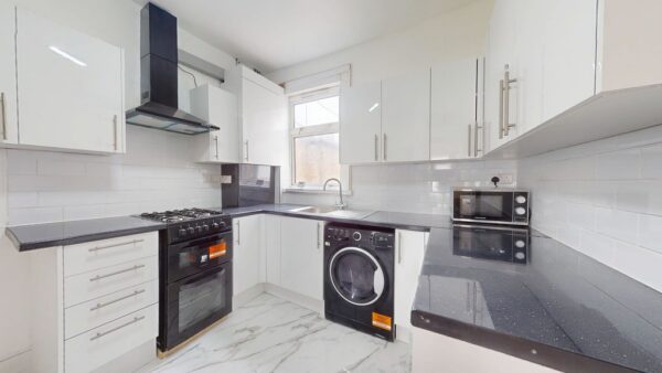 2 Bedroom Flat To Let In Tooting