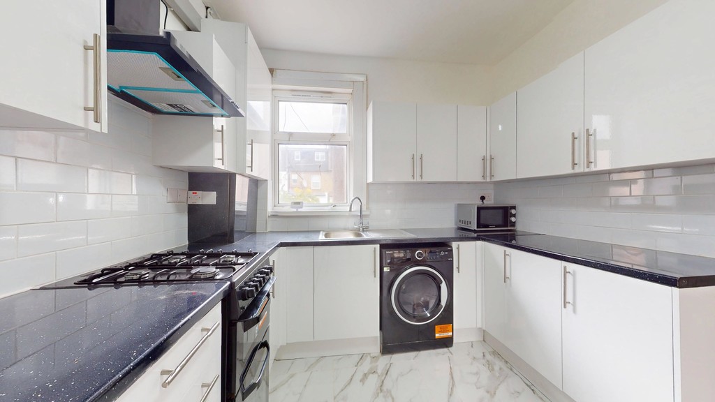 2 Bedroom Flat To Let In Tooting