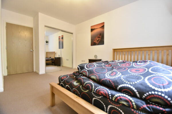 2 Bed Flat To Let in Norbury