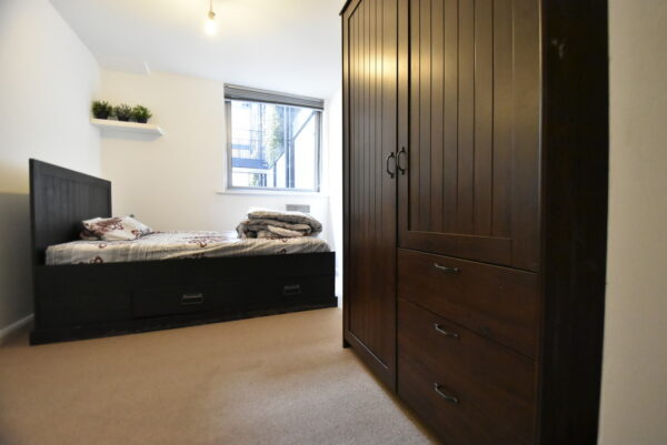 2 Bed Flat To Let in Norbury