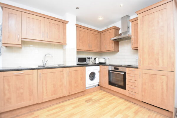 2 Bed Flat To Let in Norbury