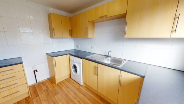 A two bedroom flat to rent in Wallington