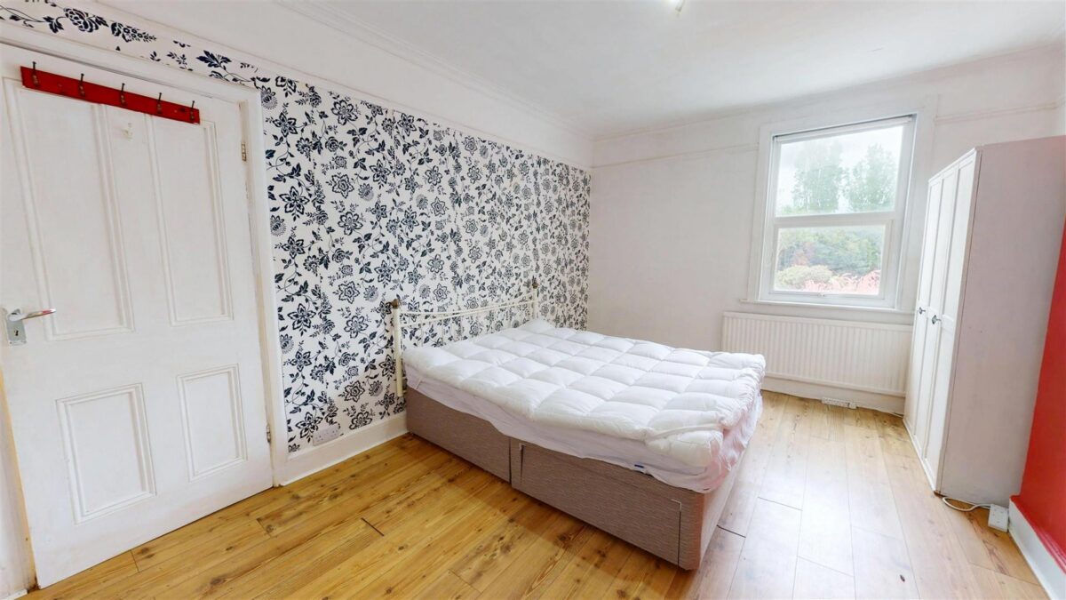 Norbury Crescent, London, SW16