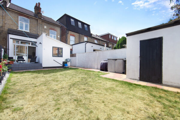 Mitcham Lane, Furzedown SW16