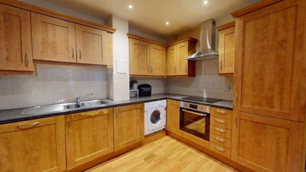 2 Bed Flat To Let in Norbury