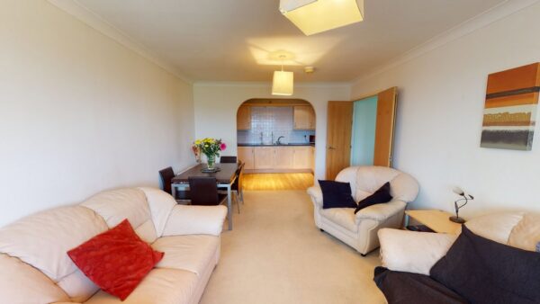 Two bed apartment for sale in Norbury