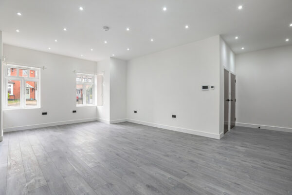 NEW BUILD 3 BEDROOM FLAT TO LET IN CARSHALTON
