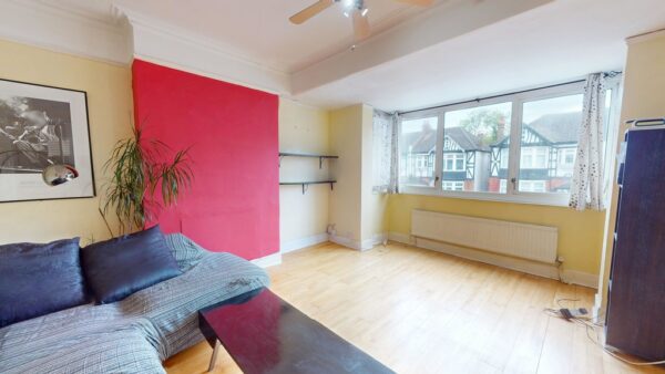 Two Bed Flat to Rent in Norbury