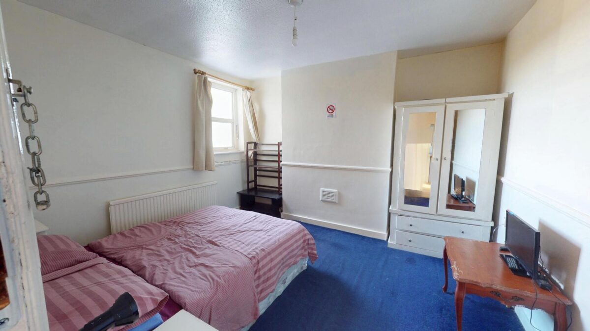 London Road, Thornton Heath, CR7